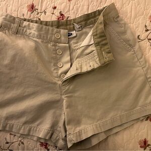 Old Navy Women's Khaki Cargo Shorts